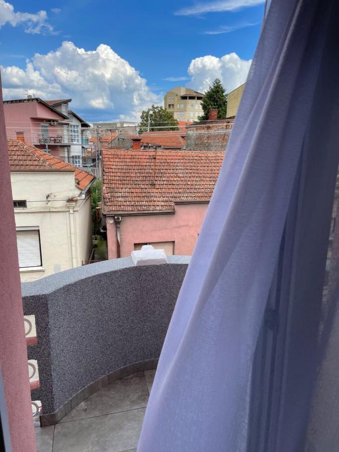 Pink House Apartments Jagodina Dış mekan fotoğraf